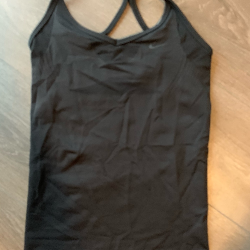Nike dri fit black workout tank size medium